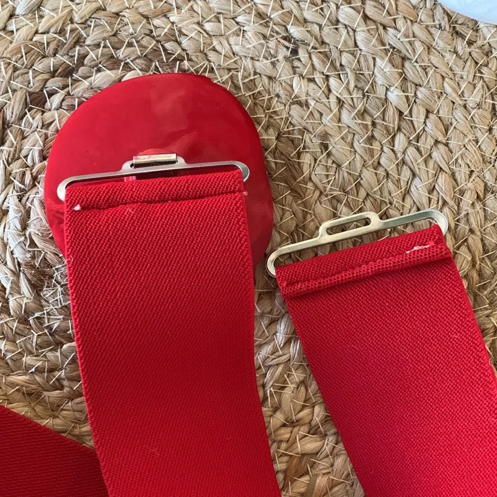Red Rose elastic stretch belt with clip buckle, EUC